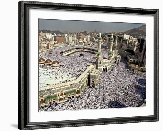 Hundreds of Thousands of Pilgrims Perform Friday Prayers at the Great Mosque in Mecca, Saudi Arabia-null-Framed Photographic Print