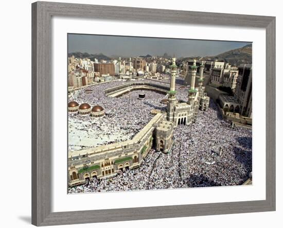 Hundreds of Thousands of Pilgrims Perform Friday Prayers at the Great Mosque in Mecca, Saudi Arabia-null-Framed Photographic Print