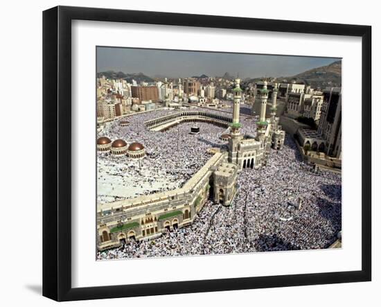 Hundreds of Thousands of Pilgrims Perform Friday Prayers at the Great Mosque in Mecca, Saudi Arabia-null-Framed Photographic Print