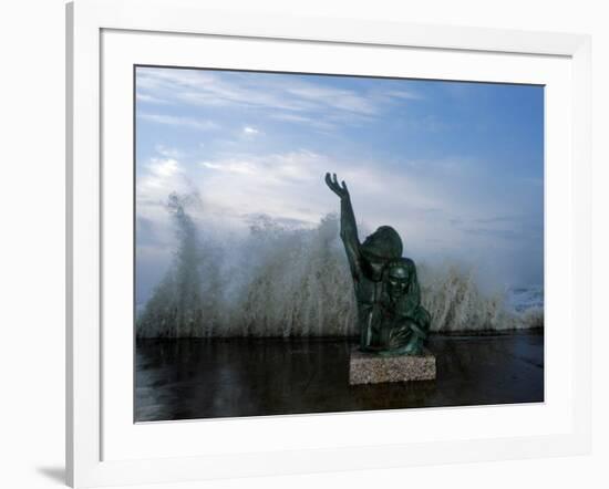 Hurricane Ike, Galveston, TX-null-Framed Premium Photographic Print