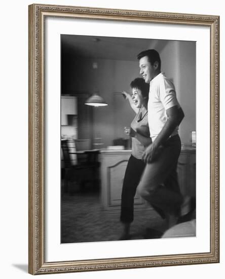 Husband and Wife Singers Steve Lawrence and Eydie Gorme Clowning in Their Apartment-Alfred Eisenstaedt-Framed Premium Photographic Print