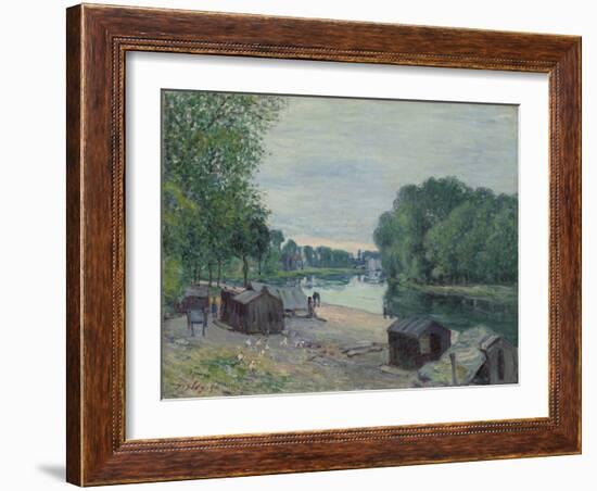 Huts at the Edge of the Loing; Cabanes Au Bord Du Loing, 1896-Alfred Sisley-Framed Giclee Print