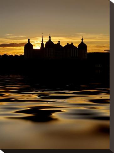 Stretched Canvas Print: Moritzburg Castle Sundown by Grab My Art: 16x12in