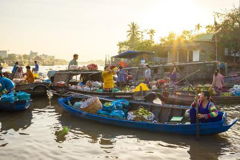 Photographic Print: Early morning at Phong Dien floating market, Phong Dien District, Can Tho, Mekong Delta, Vietnam by Jason Langley: 36x24in