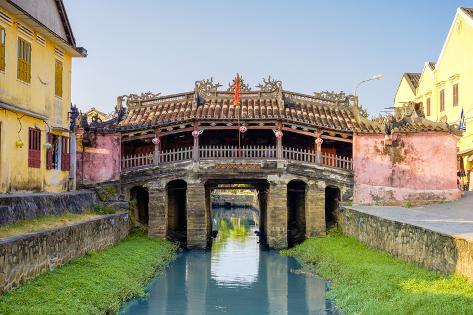 Photographic Print: The Japanese Covered Bridge in Hoi An ancient town, Hoi An, Quang Nam Province, Vietnam by Jason Langley: 36x24in