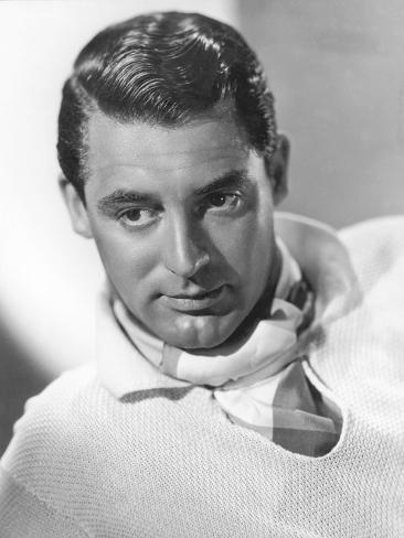 Photo: 1935: British born actor Cary Grant (1904 - 1986), born Archibald Leach in Bristol: 32x24in
