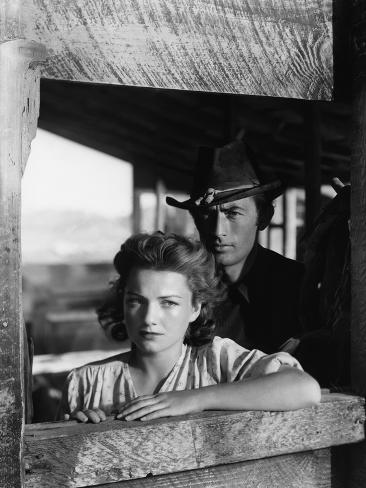 Photo: La Ville Abandonnee YELLOW SKY by William Wellman with Anne Baxter and Gregory Peck, 1948 (b/w phot: 32x24in