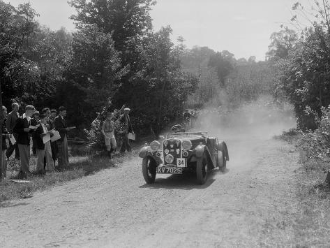 Photographic Print: Singer Le Mans competing in the BOC Hill Climb, Chalfont St Peter, Buckinghamshire, 1932 by Bill Brunell: 12x9in