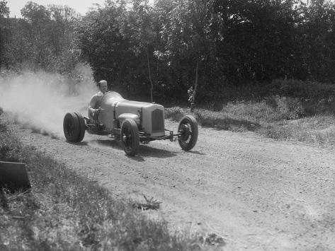 Photographic Print: Frazer-Nash of RGJ Nash competing in the BOC Hill Climb, Chalfont St Peter, Buckinghamshire, 1932 by Bill Brunell: 12x9in