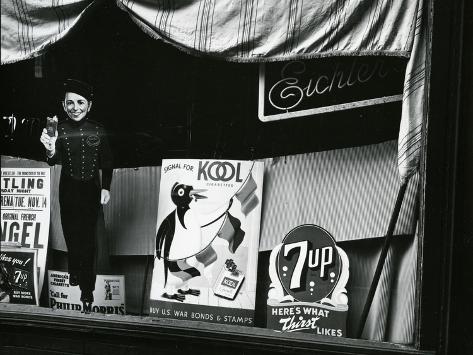 Photographic Print: Storefront Window, New York, 1943 by Brett Weston: 12x9in