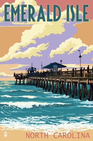 Art Print: Emerald Isle, North Carolina - Fishing Pier by Lantern Press: 18x12in