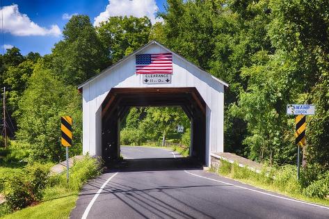 Photographic Print: Erwinna Covered Bridge, Pennsylvania by George Oze: 12x8in