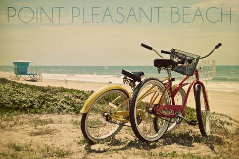 Art Print: Point Pleasant Beach, New Jersey - Bicycles and Beach Scene by Lantern Press: 18x12in