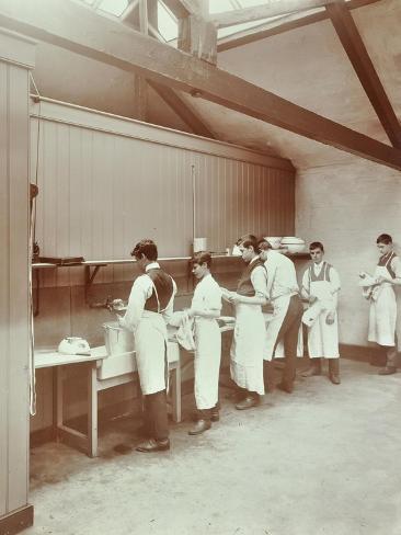 Photographic Print: Scullery Practice, Sailors Home School of Nautical Cookery, London, 1907: 12x9in