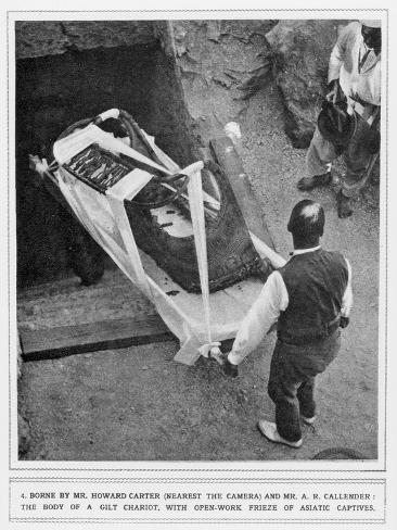 Giclee Print: The Removal of a Gilt Chariot from the Tomb of Tutankhamun, by Howard Carter: 12x9in