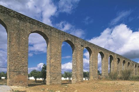 Giclee Print: Portugal - Evora, Aqueduct 'Aqueduto Da Agua De Prata' : 18x12in