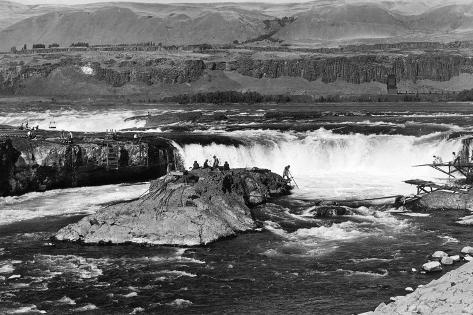 Art Print: Celilo Falls, Oregon Columbia Gorge Indians Fishing Photograph No.2 - Celilo Falls, OR by Lantern Press: 18x12in