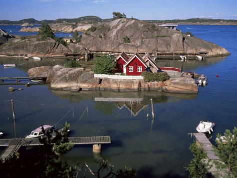 Photographic Print: Summer Cottage on the West Side of Sandefjordsfjord, Vestfold, Norway, Scandinavia by Kim Hart: 24x18in