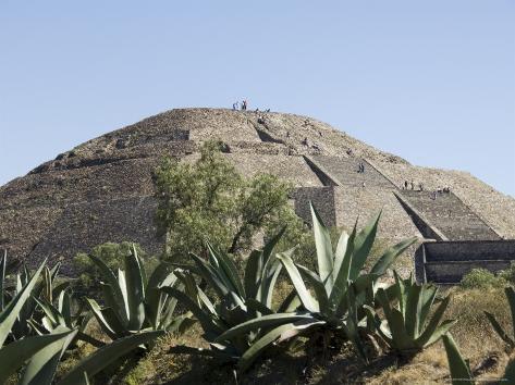 Photographic Print: Pyramid of the Moon, Teotihuacan Poster by R H Productions: 24x18in