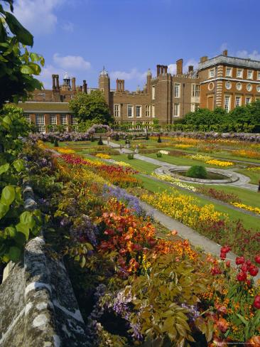 Photographic Print: Sunken Gardens, the Origin of the English Nursery Rhyme 'Mary Mary Quite Contrary', London, England by Walter Rawlings: 24x18in