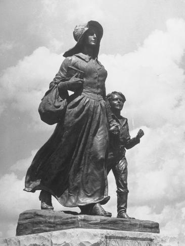 Photographic Print: Sculpture of a Pioneer Woman and Her Child by Alfred Eisenstaedt: 24x18in