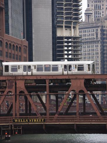 Photographic Print: An El Train on the Elevated Train System Crossing Wells Street Bridge, Chicago, Illinois, USA by Amanda Hall: 24x18in