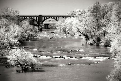 Photographic Print: Lee Bridge Poster by Alan Hausenflock: 24x16in
