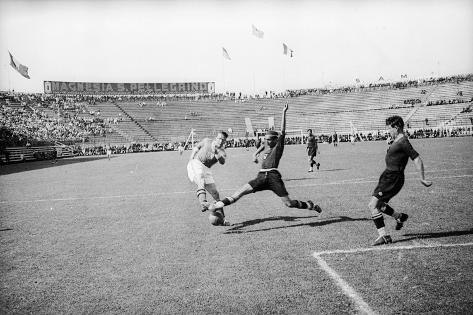 Photographic Print: Soccer World Cup 1934: Match at the National Pnf (National Fascist Party) in Rome by Luigi Leoni: 18x12in