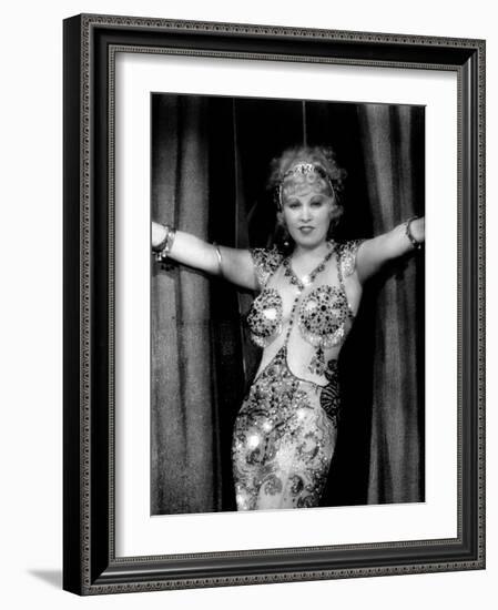 I'M No Angel, Mae West, 1933-null-Framed Photo