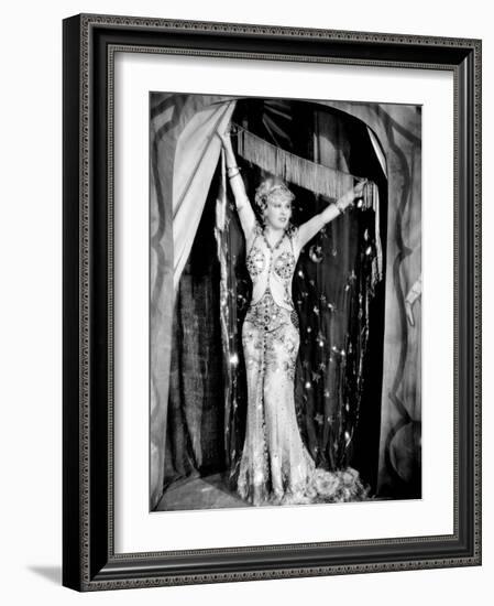 I'm No Angel, Mae West, 1933-null-Framed Photo