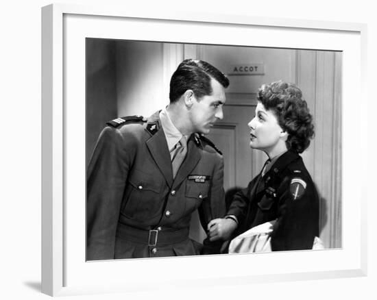 I Was A Male War Bride, Cary Grant, Ann Sheridan, 1949-null-Framed Photo