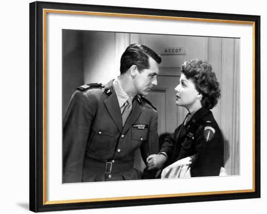 I Was A Male War Bride, Cary Grant, Ann Sheridan, 1949-null-Framed Photo