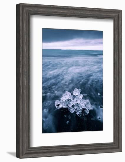 Ice Beach Flow, Jökulsárlón Glacier Lagoon, Southern Iceland-Vincent James-Framed Photographic Print