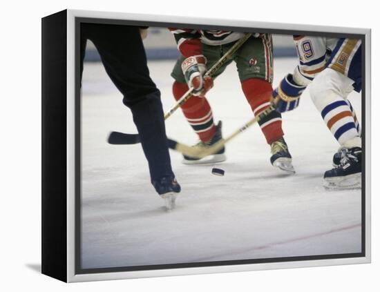 Ice Hockey East Rutherford, New Jersey, USA-null-Framed Premier Image Canvas