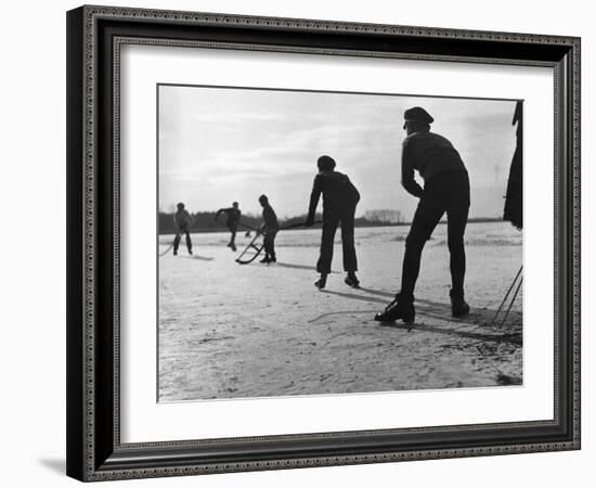 Ice Hockey-null-Framed Photographic Print