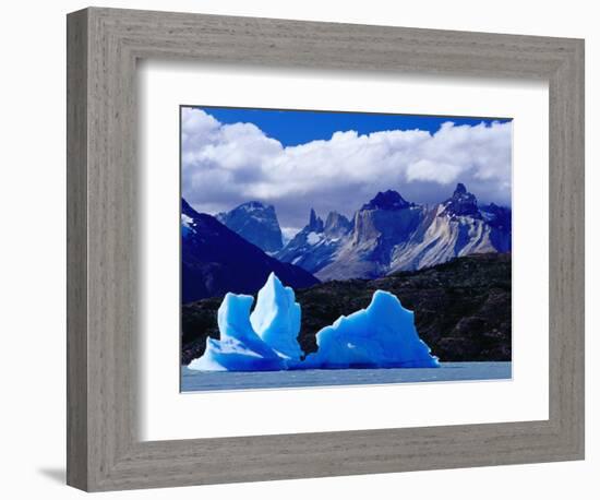 Icebergs in Lake Grey and Mountains of the Macizo Paine Massif, Patagonia, Chile-Richard I'Anson-Framed Photographic Print