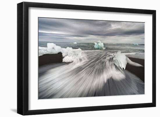 Iceland 84-Maciej Duczynski-Framed Photographic Print
