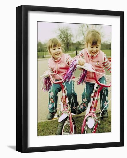 Identical Twin Girls-Ian Boddy-Framed Photographic Print