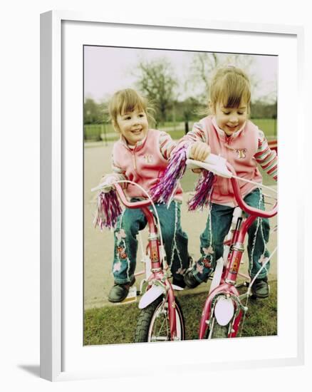 Identical Twin Girls-Ian Boddy-Framed Photographic Print