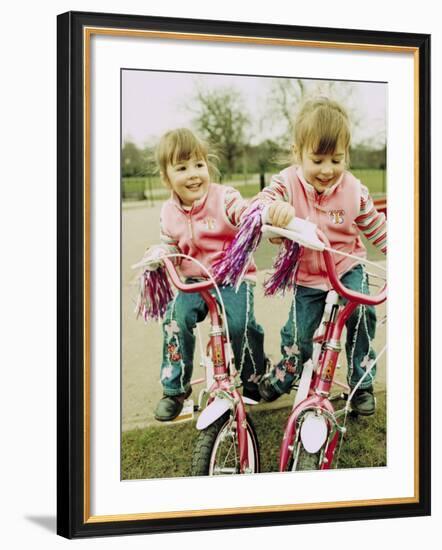 Identical Twin Girls-Ian Boddy-Framed Photographic Print