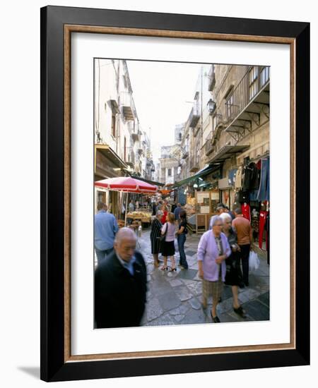 Il Capo Market, Palermo, Island of Sicily, Italy, Mediterranean-Oliviero Olivieri-Framed Photographic Print