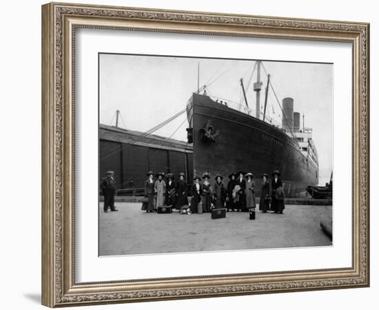 Immigration to the USA, British Women in New York-null-Framed Photographic Print