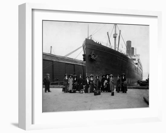 Immigration to the USA, British Women in New York-null-Framed Photographic Print