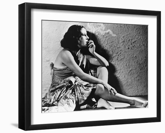 Imperio Argentina-null-Framed Photographic Print