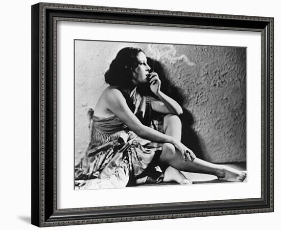 Imperio Argentina-null-Framed Photographic Print