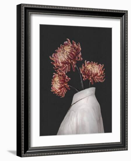 In Bloom (Dark)-Gabriella Roberg-Framed Photographic Print