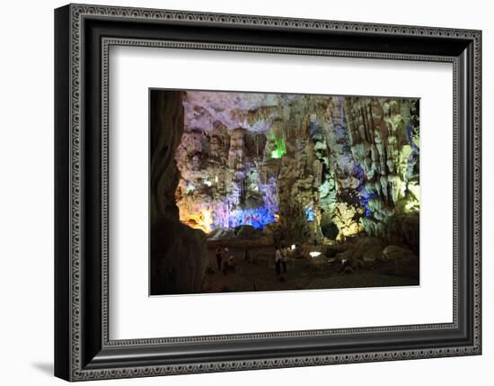 In Hang Dau Go Cave, Hang Dau Go Island in Ha Long Bay, North Vietnam, Quang Ninh, Vietnam-null-Framed Art Print