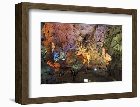 In Hang Dau Go Cave, Hang Dau Go Island in Ha Long Bay, North Vietnam, Quang Ninh, Vietnam-null-Framed Art Print