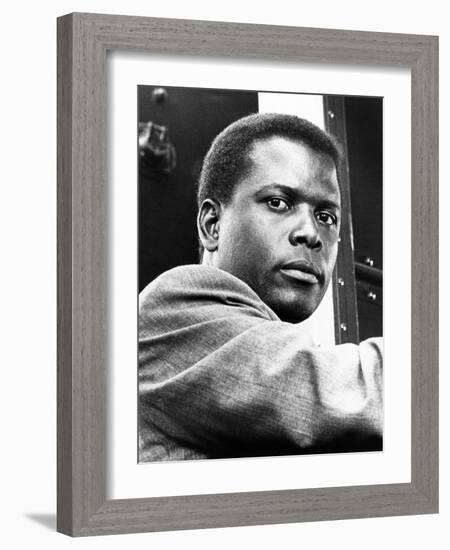 In the Heat of the Night, Sidney Poitier, 1967-null-Framed Photo