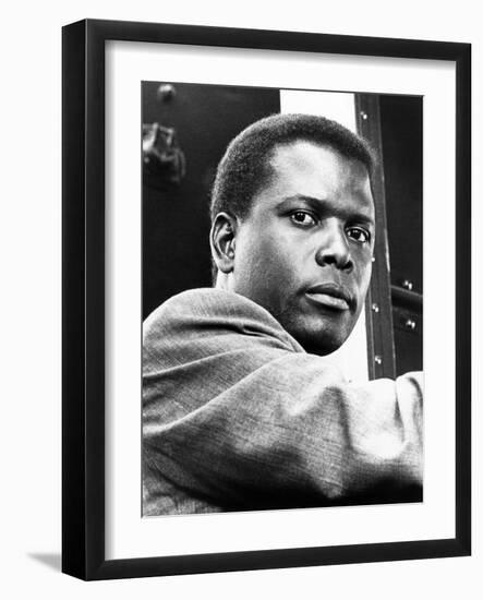 In the Heat of the Night, Sidney Poitier, 1967-null-Framed Photo